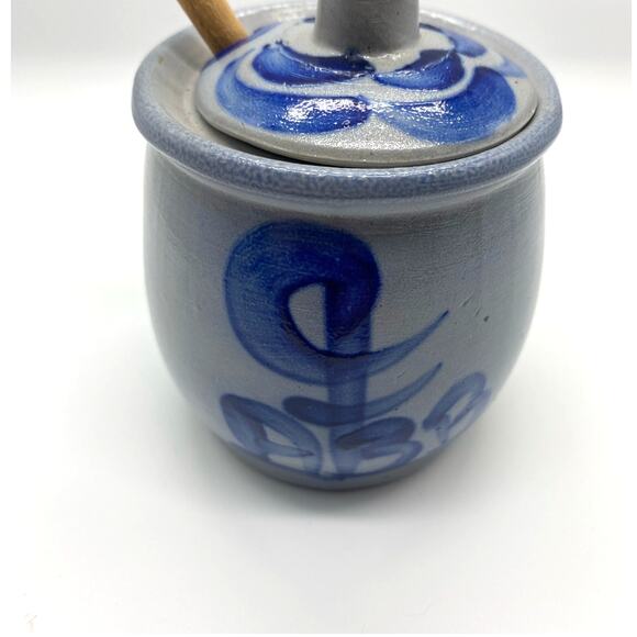 Vintage Pottery Salt Glaze 3"h x 3"w Lidded Condiment pot - Picture 4 of 8